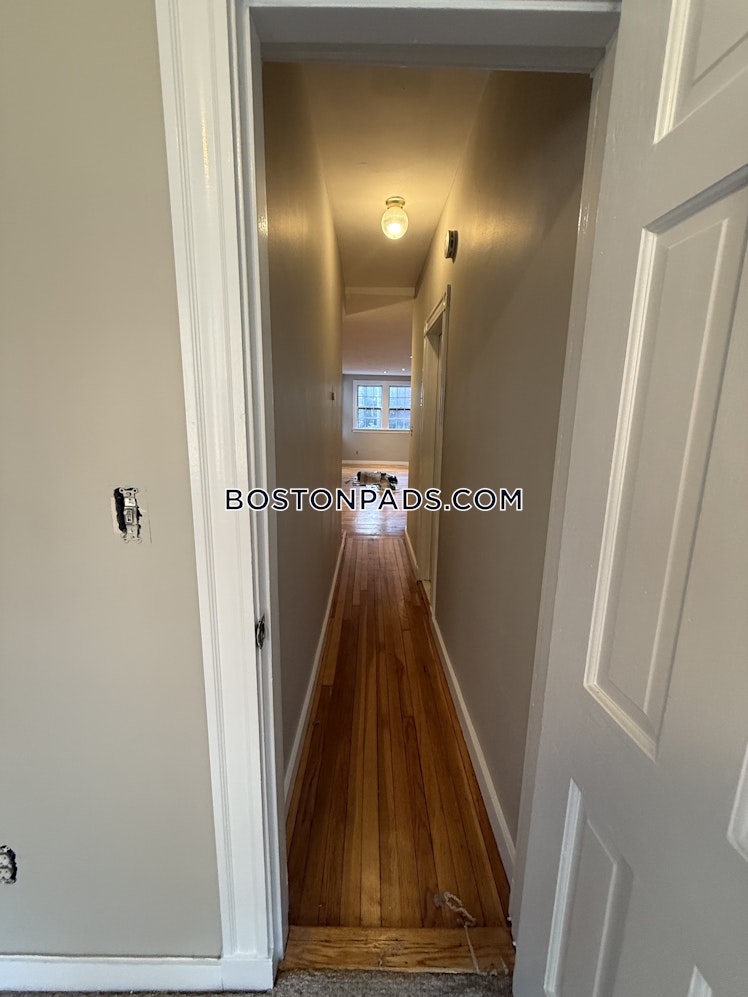 Phillips St., Boston