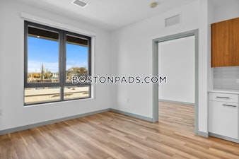 Railroad Ave. Haverhill