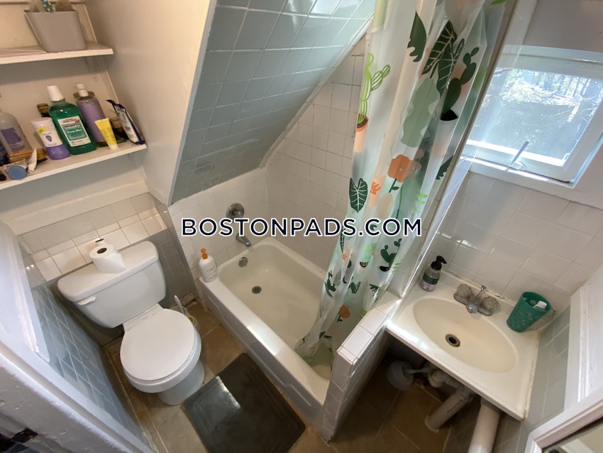 SOMERVILLE - UNION SQUARE - 2 Beds, 1 Bath - Image 31