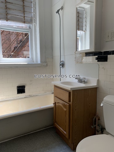 Boston - 1 Beds, 1 Baths