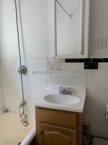 Boston - 1 Beds, 1 Baths