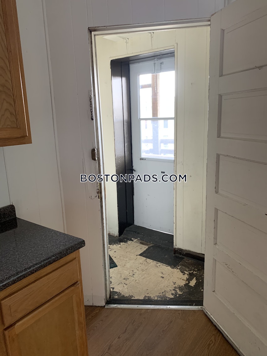 BOSTON - BRIGHTON - CLEVELAND CIRCLE - 3 Beds, 1 Bath - Image 8