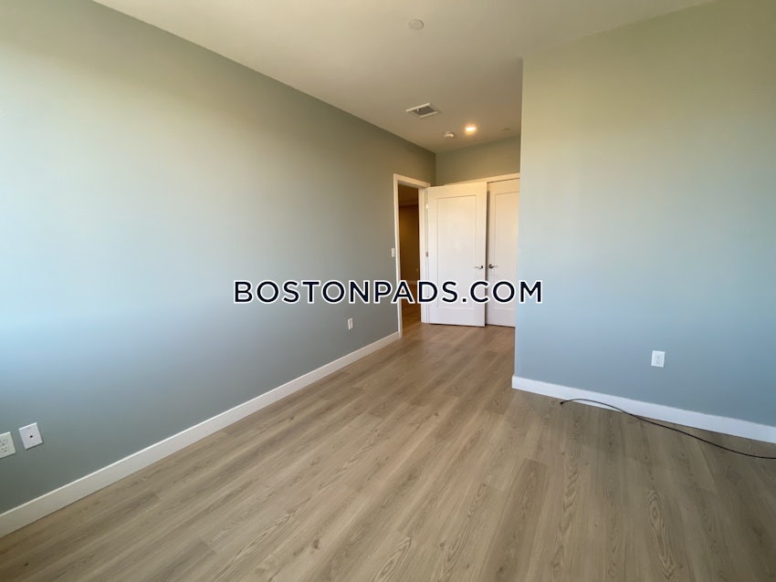 BOSTON - MISSION HILL - 2 Beds, 2 Baths - Image 5