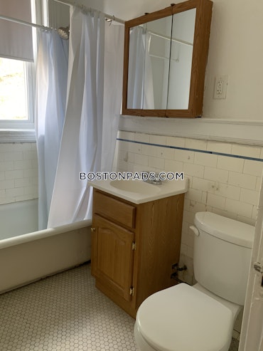 Boston - 0 Beds, 1 Baths