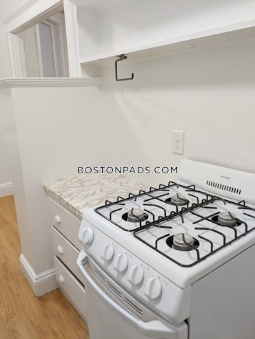 Boston - 0 Beds, 1 Baths