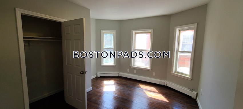 BOSTON - DORCHESTER - NEPONSET - 3 Beds, 2 Baths - Image 14
