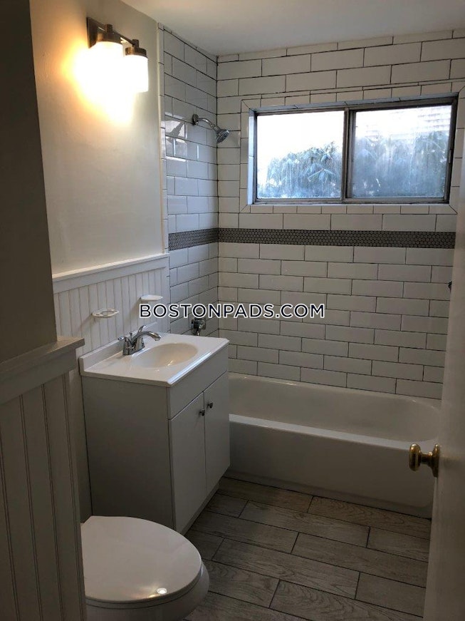 Bourne - $2,475+ /mo