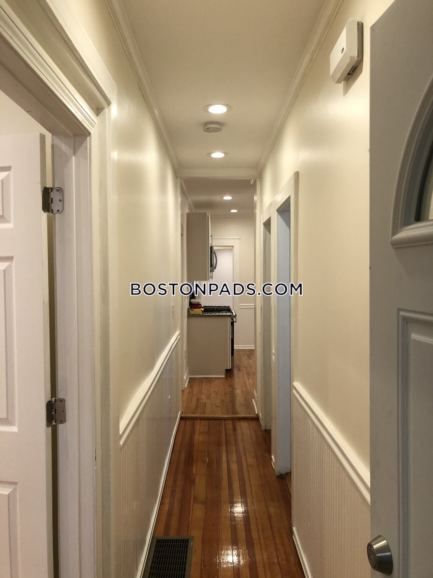BOSTON - DORCHESTER - UPHAMS CORNER - 4 Beds, 1 Bath - Image 29