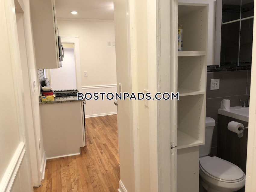 BOSTON - DORCHESTER - UPHAMS CORNER - 4 Beds, 1 Bath - Image 83