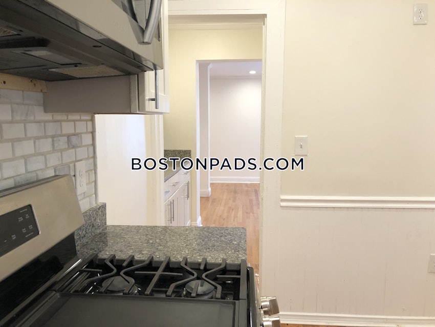 BOSTON - DORCHESTER - UPHAMS CORNER - 4 Beds, 1 Bath - Image 62