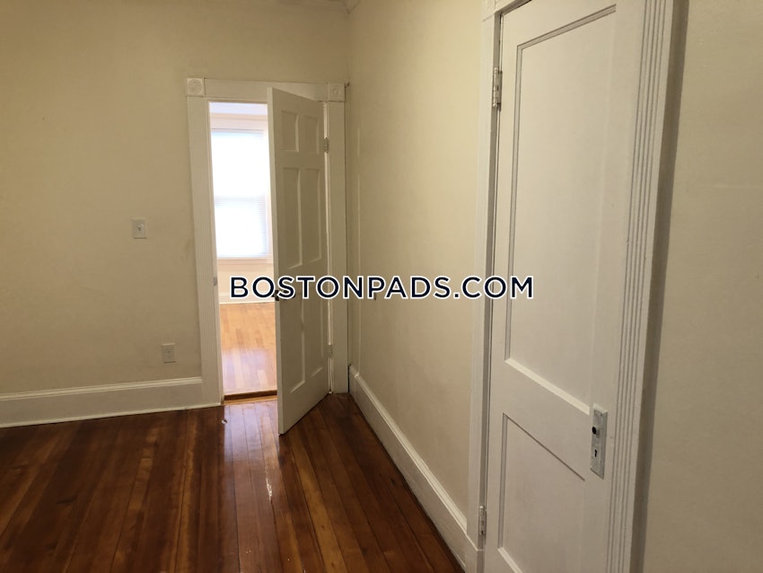 BOSTON - DORCHESTER - UPHAMS CORNER - 4 Beds, 1 Bath - Image 54