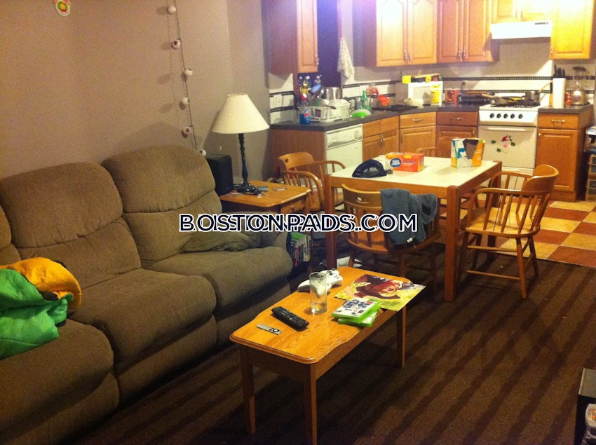 BOSTON - ALLSTON - 3 Beds, 2 Baths - Image 8