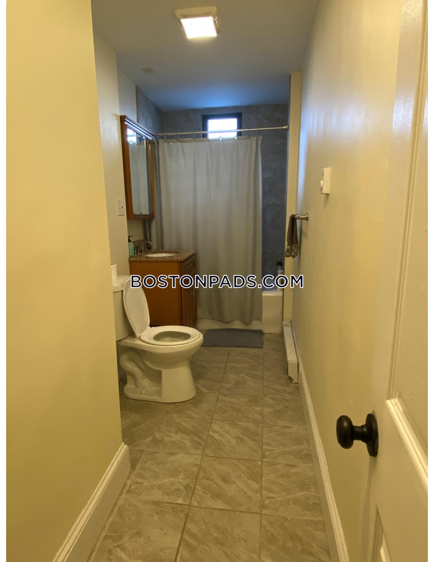 SOMERVILLE - WINTER HILL - 3 Beds, 1 Bath - Image 11