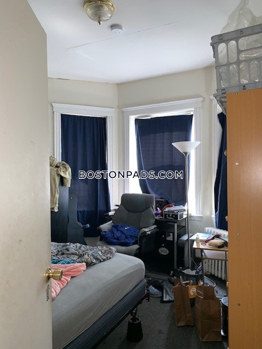 BOSTON - FENWAY/KENMORE - 2 Beds, 1 Bath - Image 3