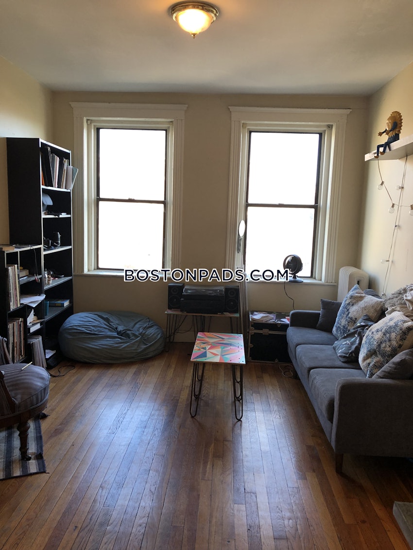 BOSTON - FENWAY/KENMORE - 2 Beds, 1 Bath - Image 11