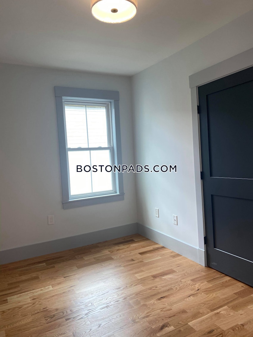 CAMBRIDGE - INMAN SQUARE - 5 Beds, 2 Baths - Image 7