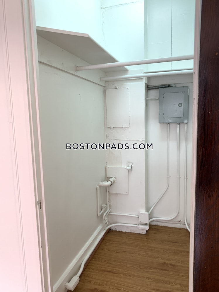 Westland Ave., Boston