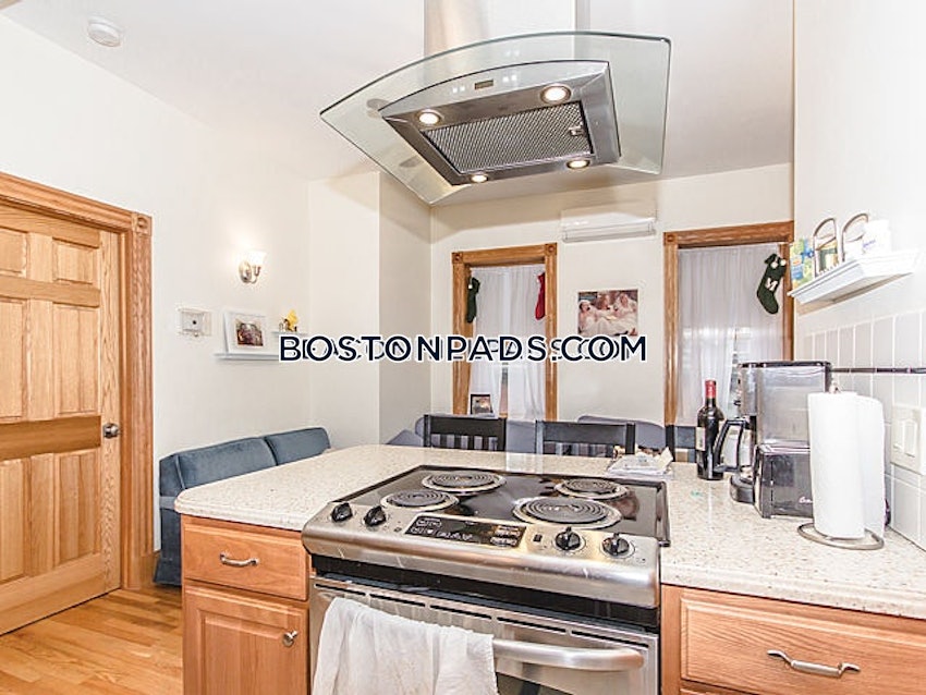 BOSTON - BEACON HILL - 2 Beds, 1 Bath - Image 3