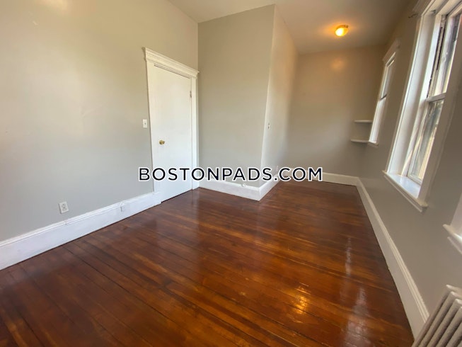 Boston - $3,575+ /mo