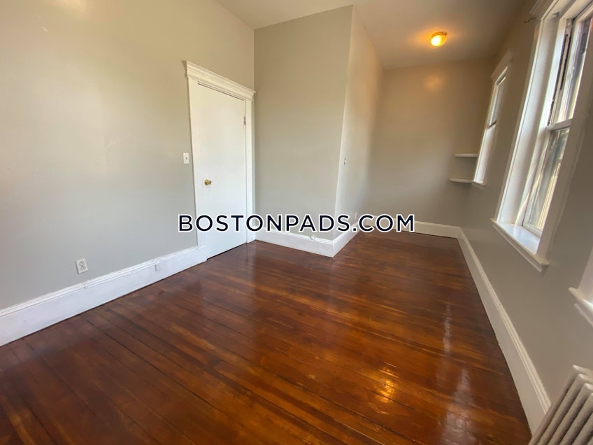 Boston - $3,575+ /month