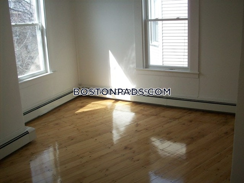 CAMBRIDGE - KENDALL SQUARE - 3 Beds, 1 Bath - Image 13