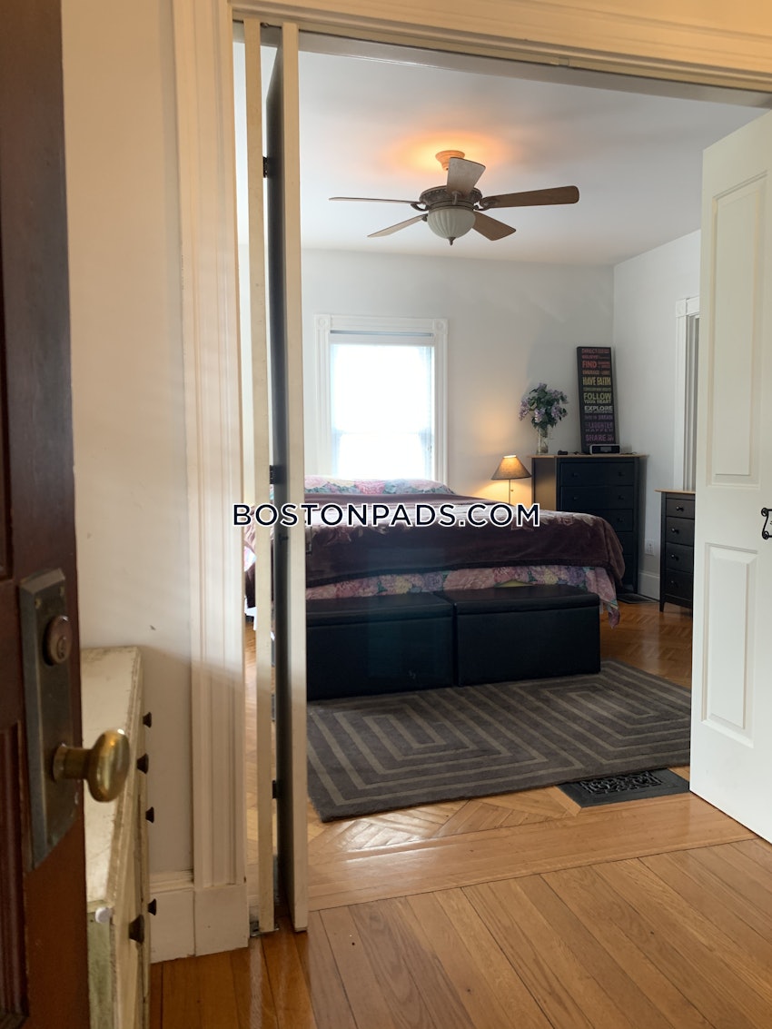 QUINCY - WOLLASTON - 1 Bed, 1 Bath - Image 21