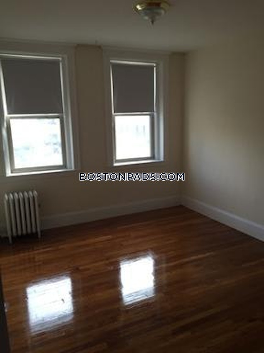 CAMBRIDGE - HARVARD SQUARE - 2 Beds, 1 Bath - Image 12