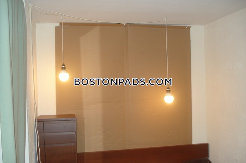 BOSTON - NORTH END - 1 Bed, 1 Bath - Image 8