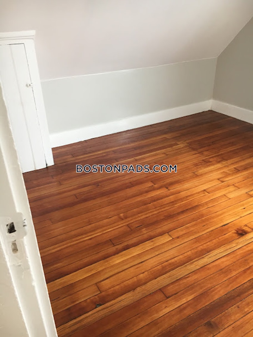 BOSTON - JAMAICA PLAIN - FOREST HILLS - 5 Beds, 2 Baths - Image 15