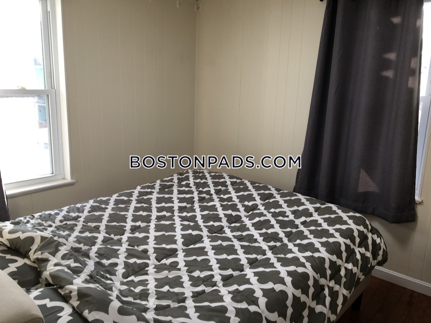 CAMBRIDGE - PORTER SQUARE - 1 Bed, 1 Bath - Image 3