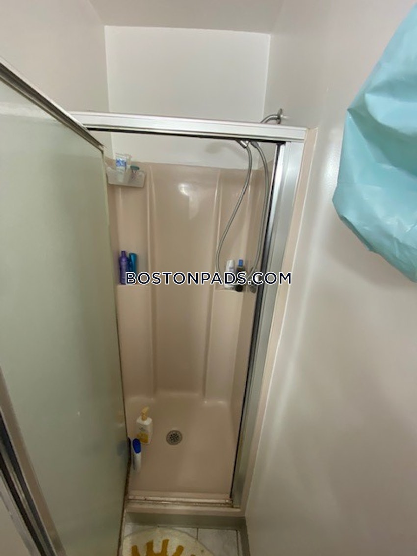 BOSTON - NORTH END - 2 Beds, 2 Baths - Image 18