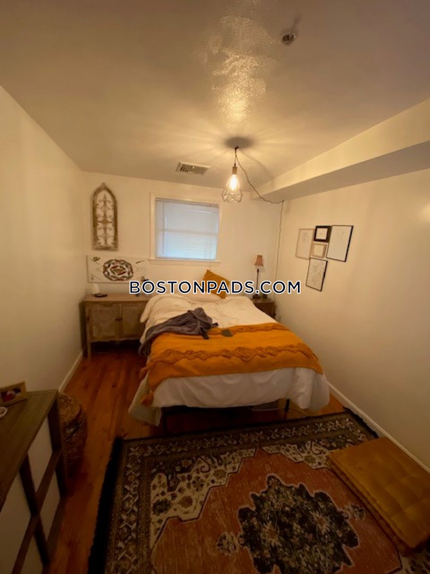 BOSTON - NORTH END - 2 Beds, 2 Baths - Image 8