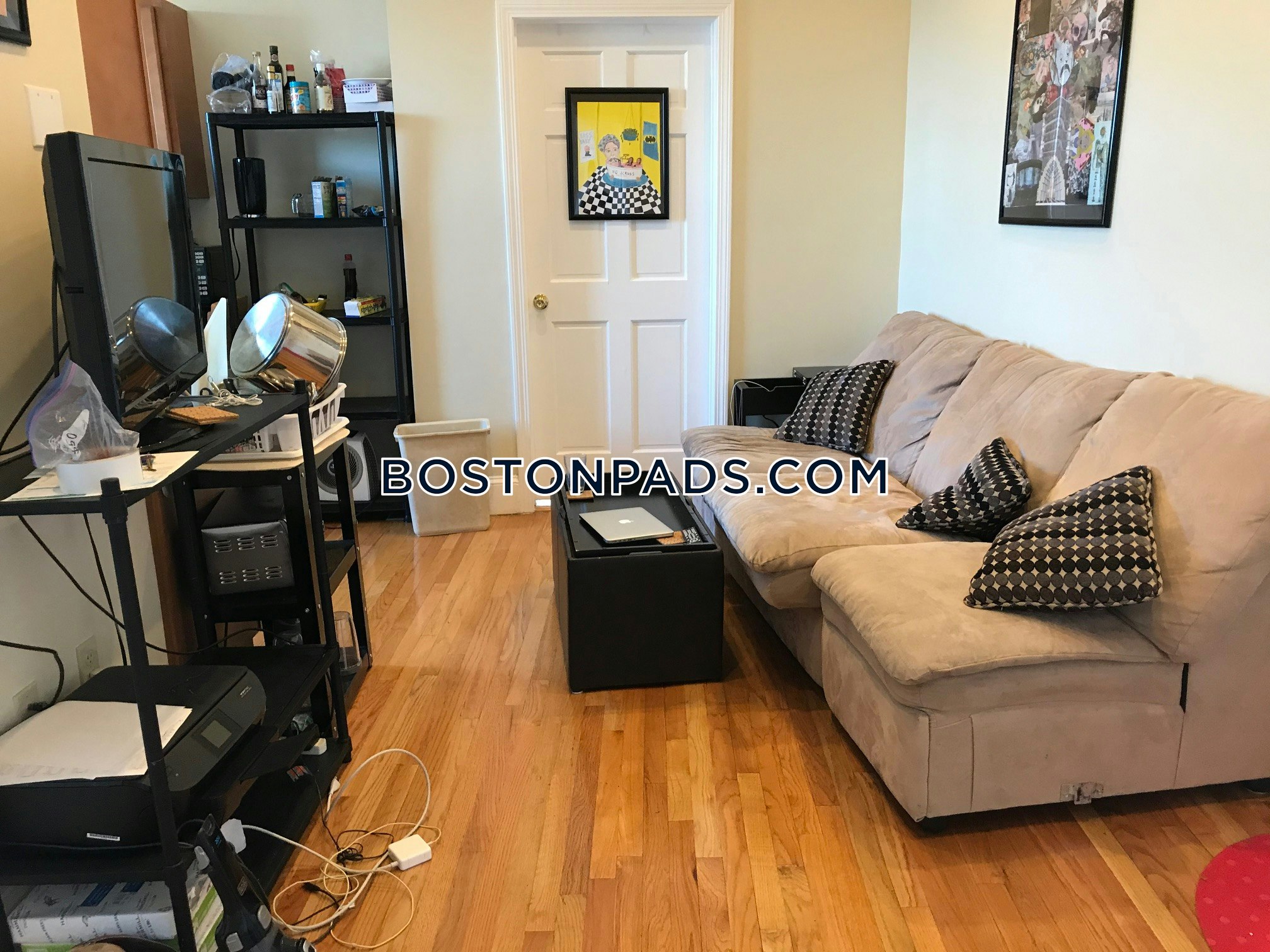 Boston - 2 Beds, 1 Baths
