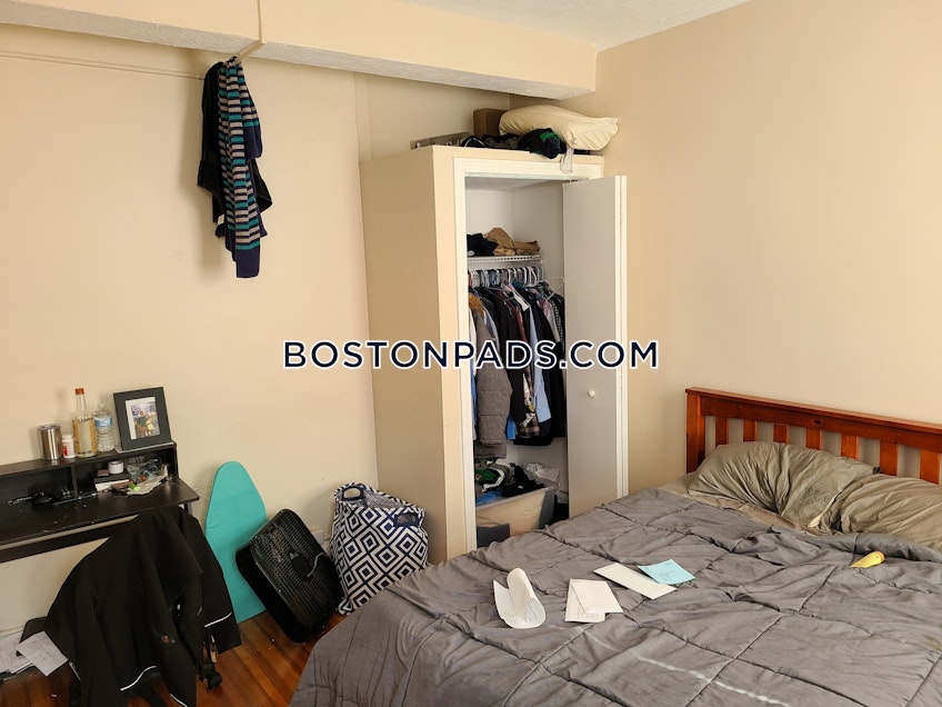 Boston - $5,700+ /month