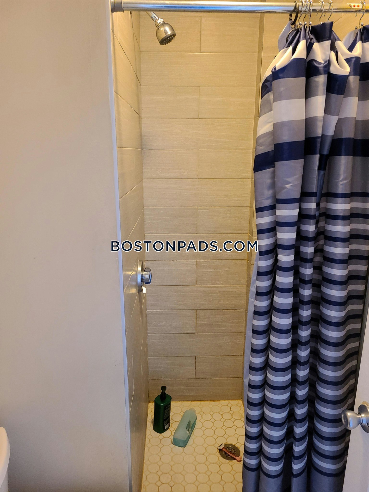 Boston - 3 Beds, 2 Baths