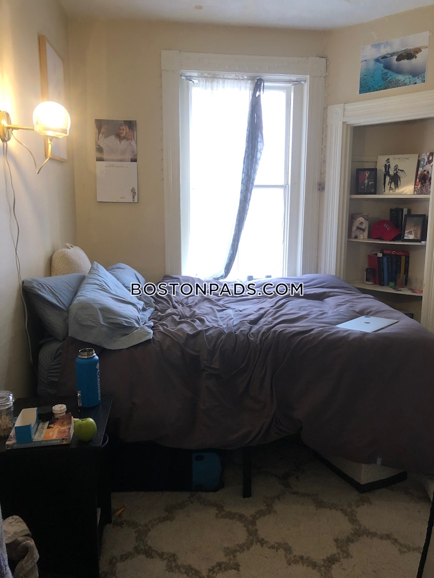 BOSTON - BEACON HILL - 2 Beds, 1 Bath - Image 9