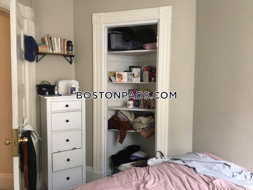 BOSTON - BEACON HILL - 2 Beds, 1 Bath - Image 2