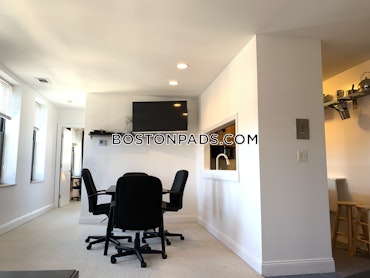 Boston - 1 Beds, 1 Baths