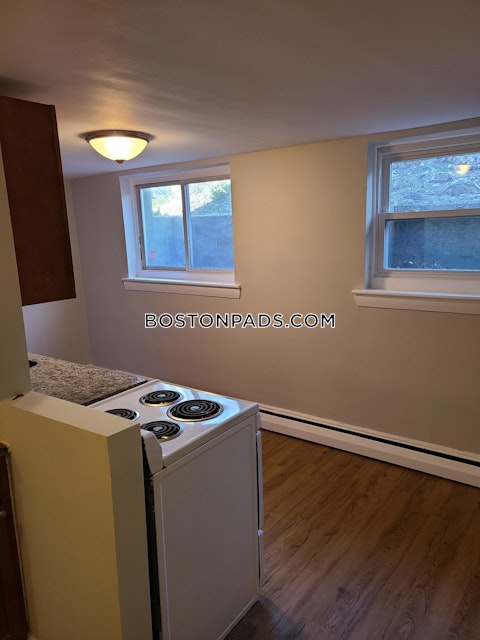 Chiswick Rd. Boston photo 10