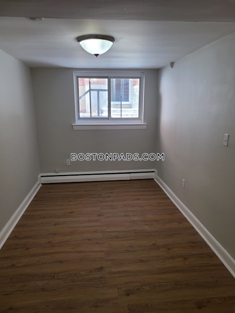 Chiswick Rd. Boston photo 8