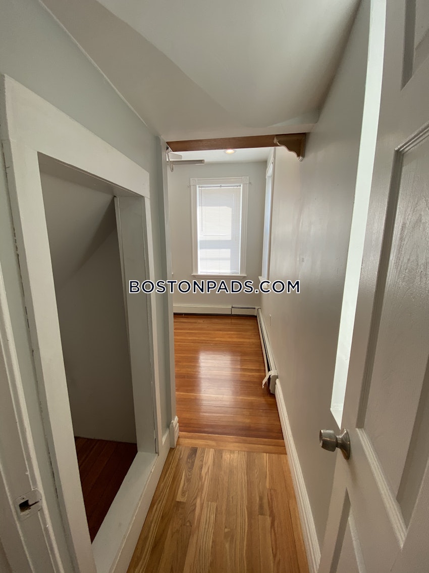 CHELSEA - 3 Beds, 1 Bath - Image 28