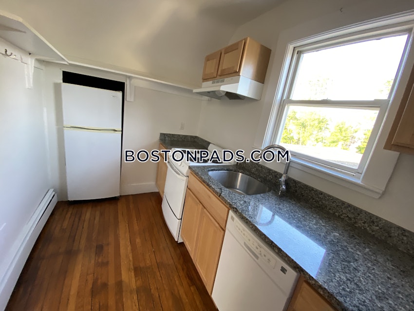 BOSTON - BRIGHTON - OAK SQUARE - 1 Bed, 1 Bath - Image 17