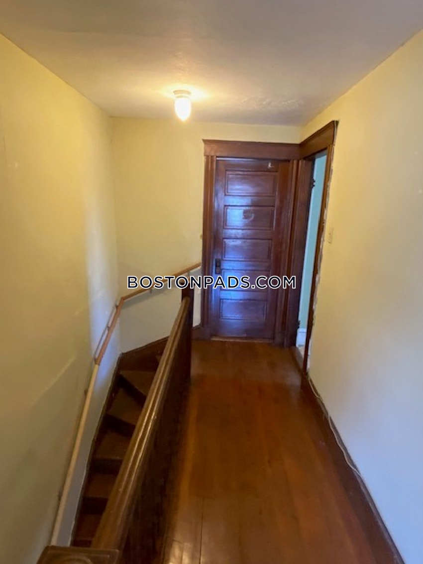 NEWTON - NEWTON CORNER - 2 Beds, 1 Bath - Image 10