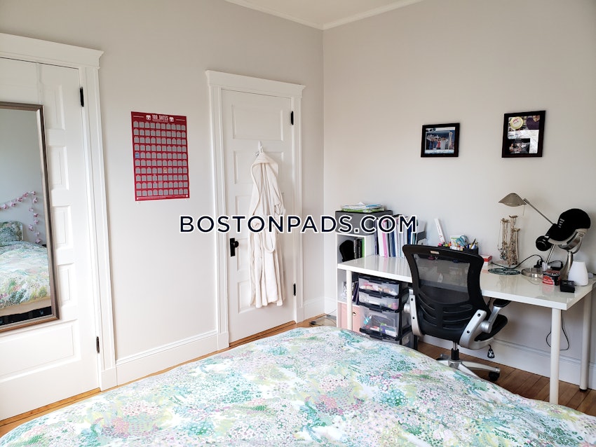 CAMBRIDGE - CENTRAL SQUARE/CAMBRIDGEPORT - 1 Bed, 1 Bath - Image 3