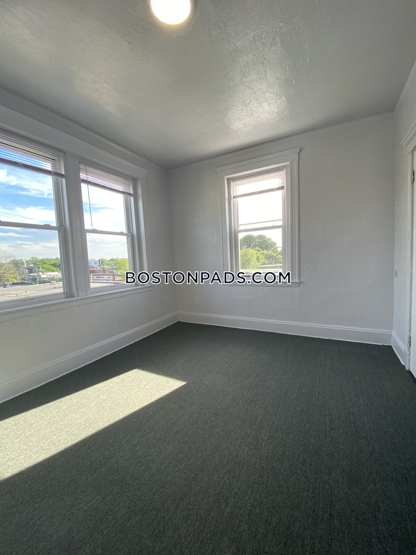 BOSTON - DORCHESTER - CENTER - 2 Beds, 1 Bath - Image 3