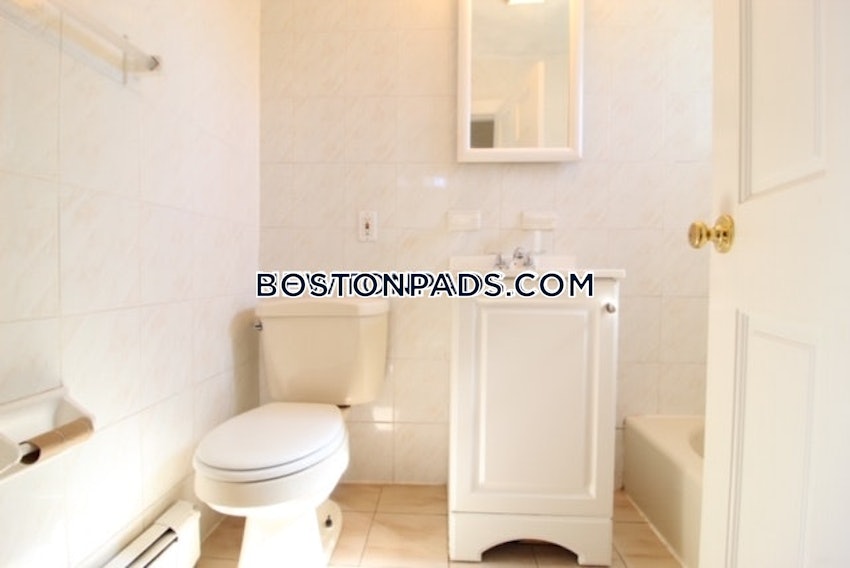 NEWTON - NEWTONVILLE - 3 Beds, 1 Bath - Image 43