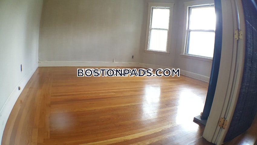 NEWTON - NEWTONVILLE - 3 Beds, 1 Bath - Image 23