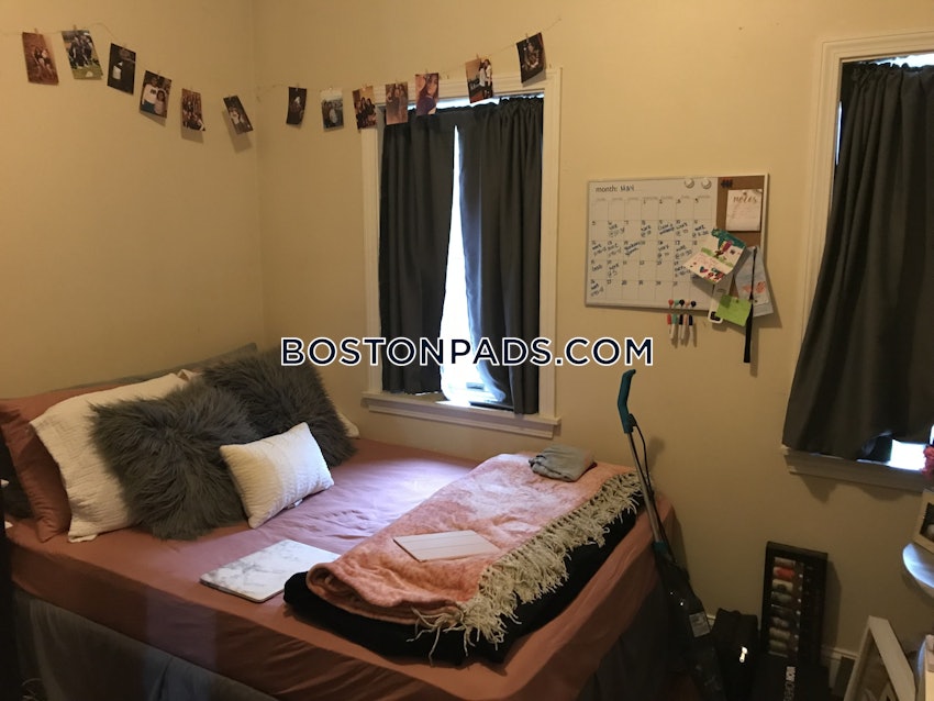 BOSTON - EAST BOSTON - JEFFRIES POINT - 4 Beds, 2.5 Baths - Image 10