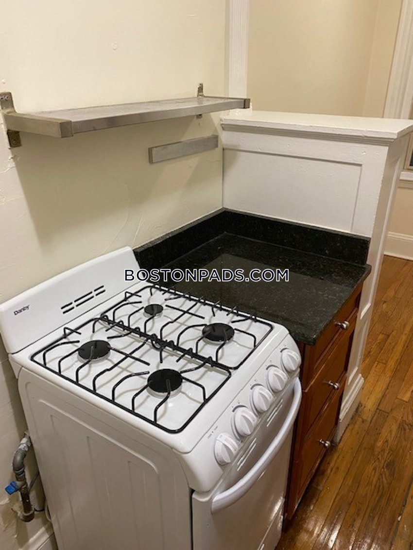 CAMBRIDGE - HARVARD SQUARE - 2 Beds, 1 Bath - Image 23