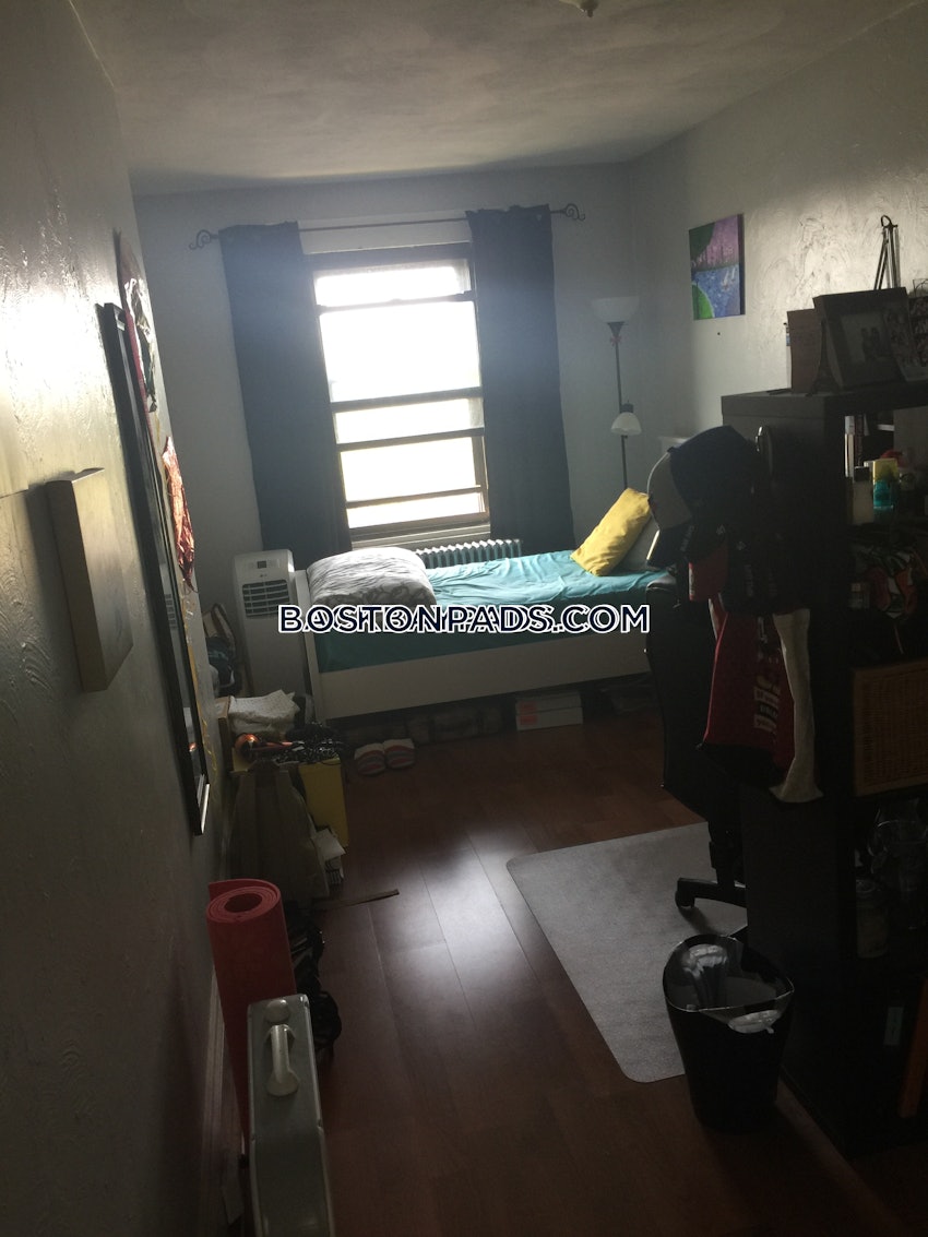 BOSTON - BACK BAY - 2 Beds, 1 Bath - Image 14